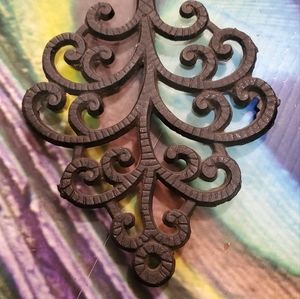 Cast iron trivet